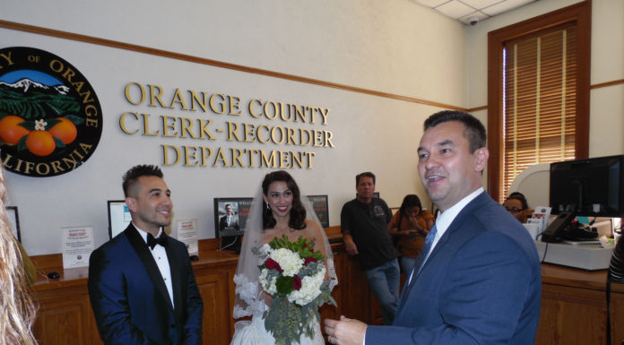 Văn Phòng Lục Sự Orange County mở thêm giờ Ngày Lễ Tình Yêu