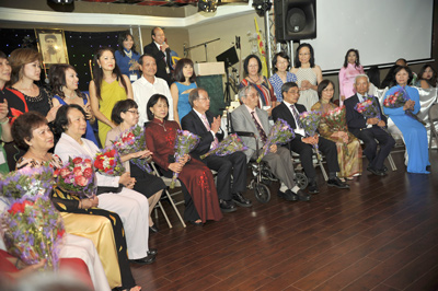 Trung Học Phan Bội Châu tổ chức 40 năm hội ngộ