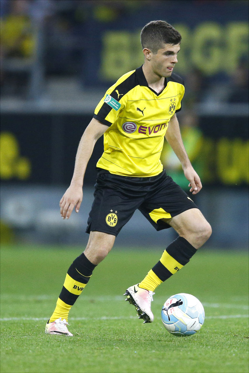 Cầu thủ trẻ Christian Pulisic 17 tuổi được Klinsmann gọi vào đội tuyển cho hai trận đấu với Saint Vincent and Grenadines và Trinidad and Tobago. (Hình: Getty Images)