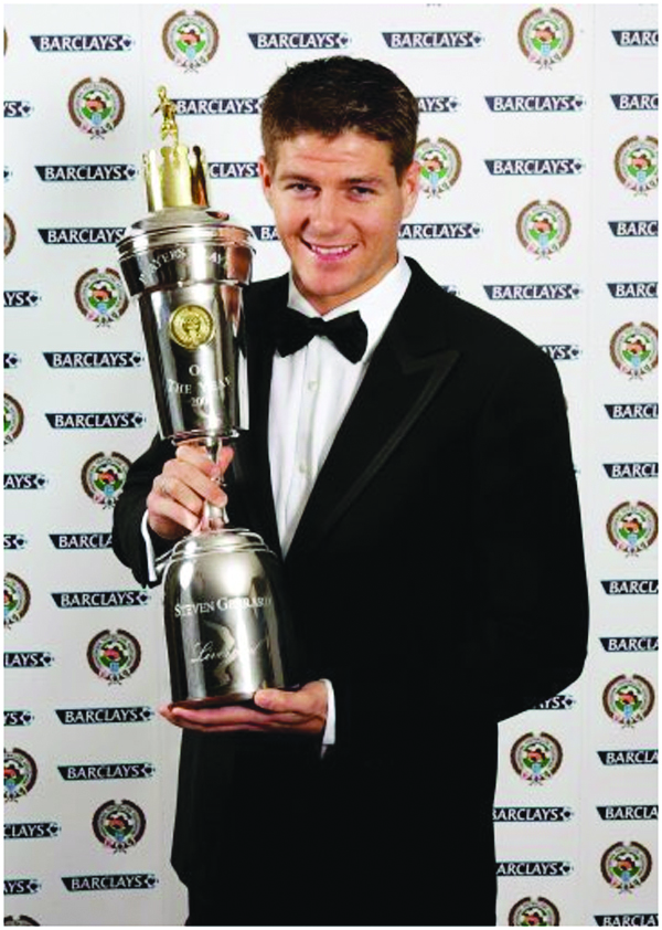 Steven Gerrard đưa đội Liverpool vô địch European Cup năm 2005. (Hình: Yahoo.com/sports)