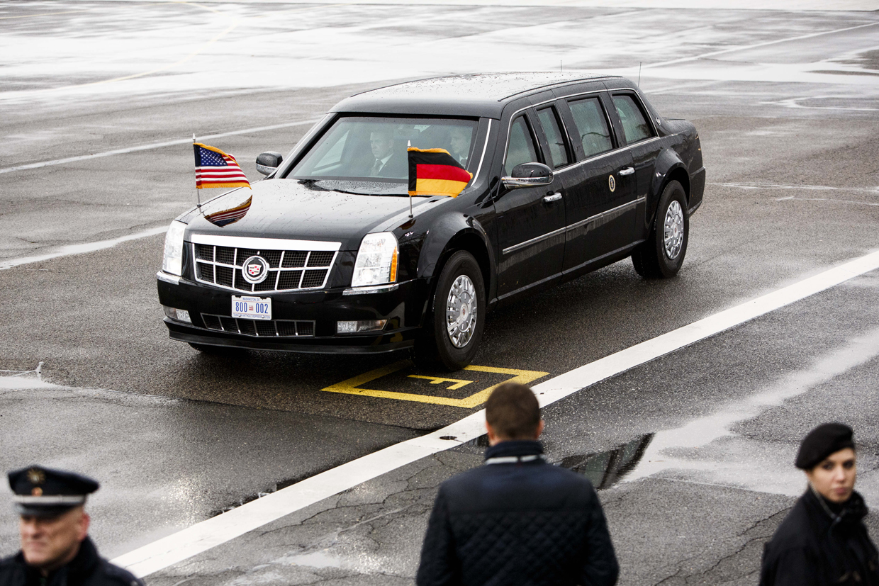 BERLIN, GERMANY - NOVEMBER 18: U.S. President Barack Obama arrives in the presidental car nicknamed The Beast to board Air Force One as Obama departs following talks with European leaders on November 18, 2016 in Berlin, Germany. Obama is on his last trip to Europe as U.S. President. (Photo by Carsten Koall/Getty Images)
