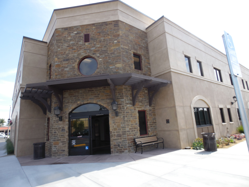 Mặt tiền chi nhánh SCOS ở Fountain Valley.