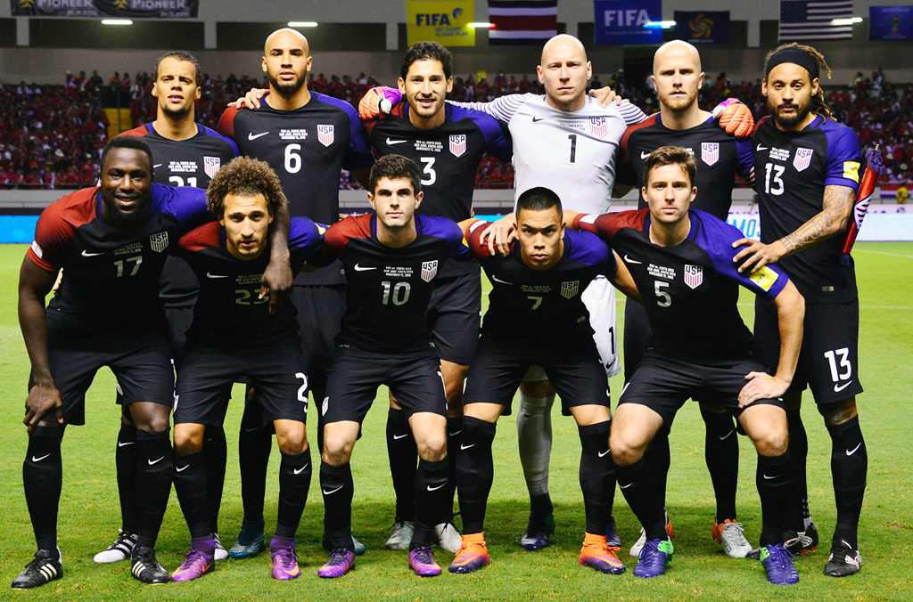 Ðội tuyển Hoa Kỳ trước trận đấu với Costa Rica của vòng loại World Cup 2018 khu vực CONCACAF diễn ra tại San Jose, Costa Rica ngày 15 tháng 11, 2016. (Hình: Getty Images)