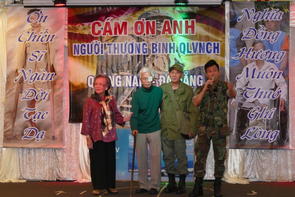 Hoạt cảnh”Cảm Ơn Anh.” (Hình: Văn Lan/Người Việt)