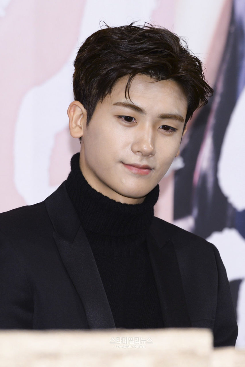08-park-hyung-sik
