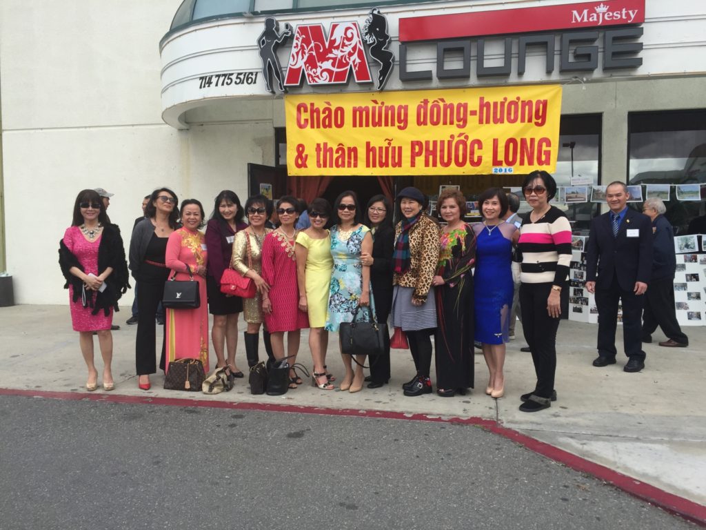 Đồng hương và thân hữu Phước Long trong một lần hội ngộ. (Hình: Quốc Dũng/Người Việt)