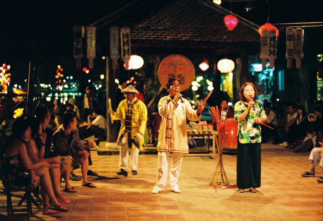 Hô bài chòi ở Hội An.