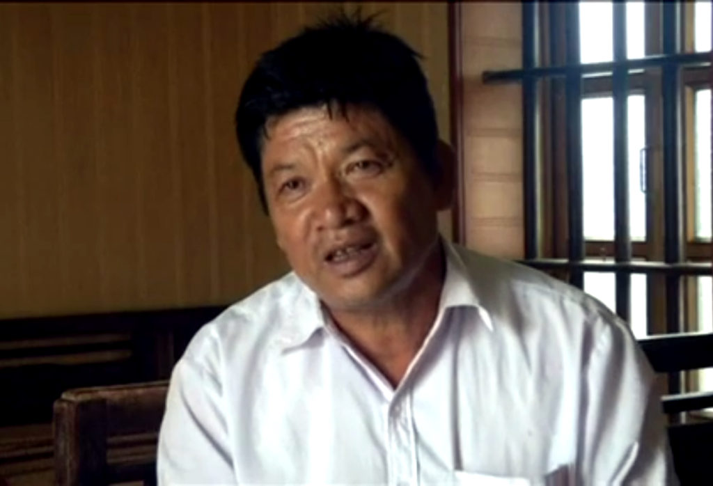 Đoàn Văn Thạnh, bố của Đoàn Thị Hương. (Hình chụp qua màn hình video AP)