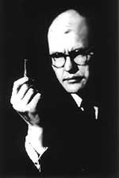 Ông Jack Kilby, người sáng chế ra mạch tích hợp đầu tiên. (Hình: Texas Instruments)