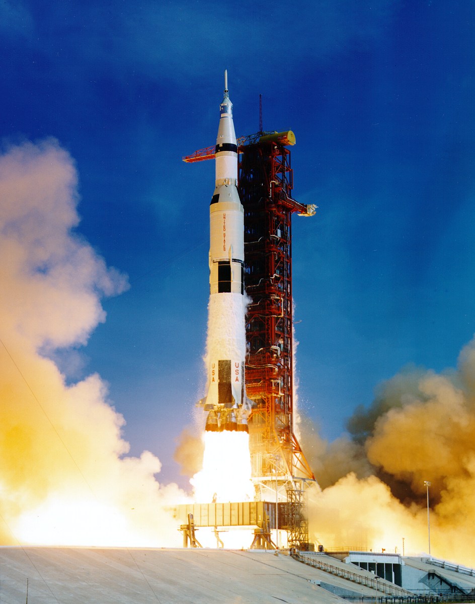 Hỏa tiễn Saturn V của Hoa Kỳ. (Hình: nasa.gov)