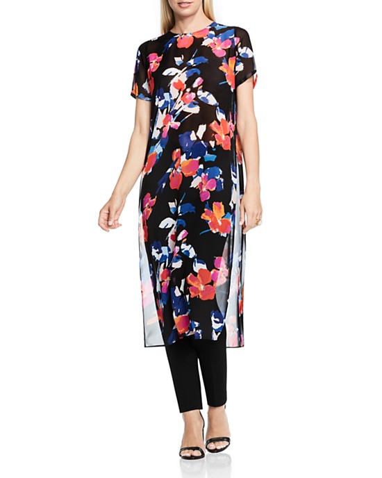 Một mẫu thời trang của nhãn hiệu Vince Camuto được bày bán ở cửa hàng sang trọng Bloomingdales (Hình: bloomingdales.com)