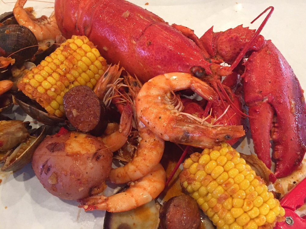 Món Crawfish & Tôm gia vị Lousiana. (Hình: Nhà hàng cung cấp)
