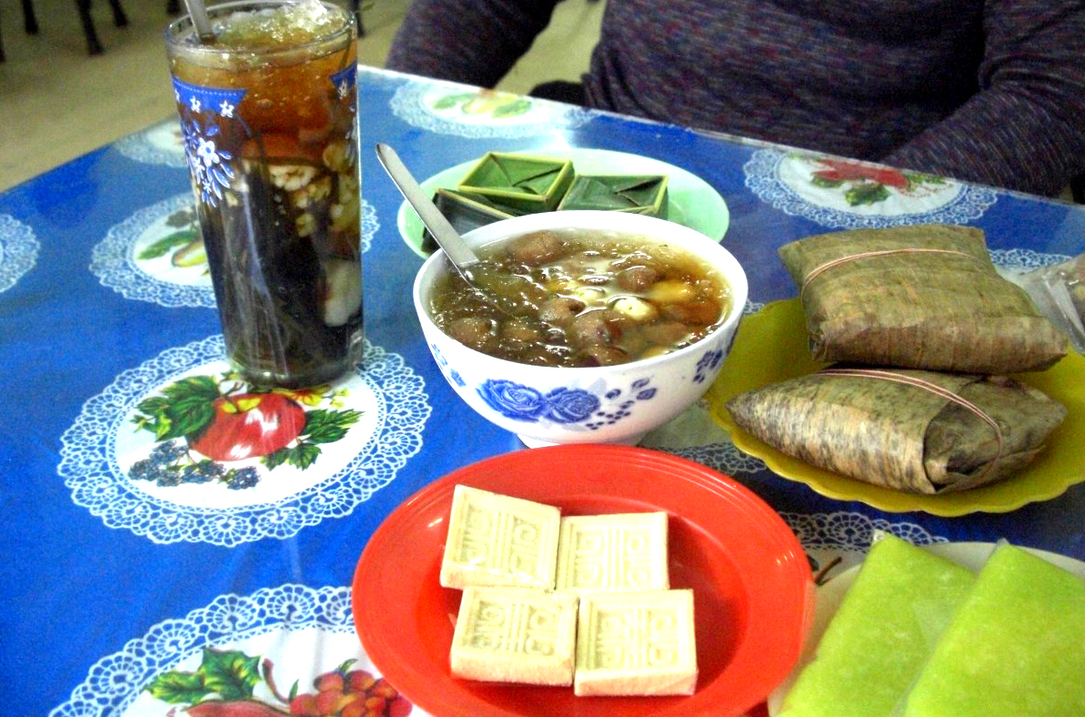 Ly sâm bổ lượng, chén thạch sen nhãn.