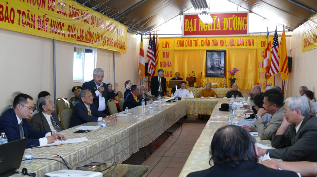 Hội thảo “Tuyên Ngôn của Liên Hiệp Hội Đồng Quốc Dân” tại Đại Nghĩa Đường. (Hình: Văn Lan/Người Việt)