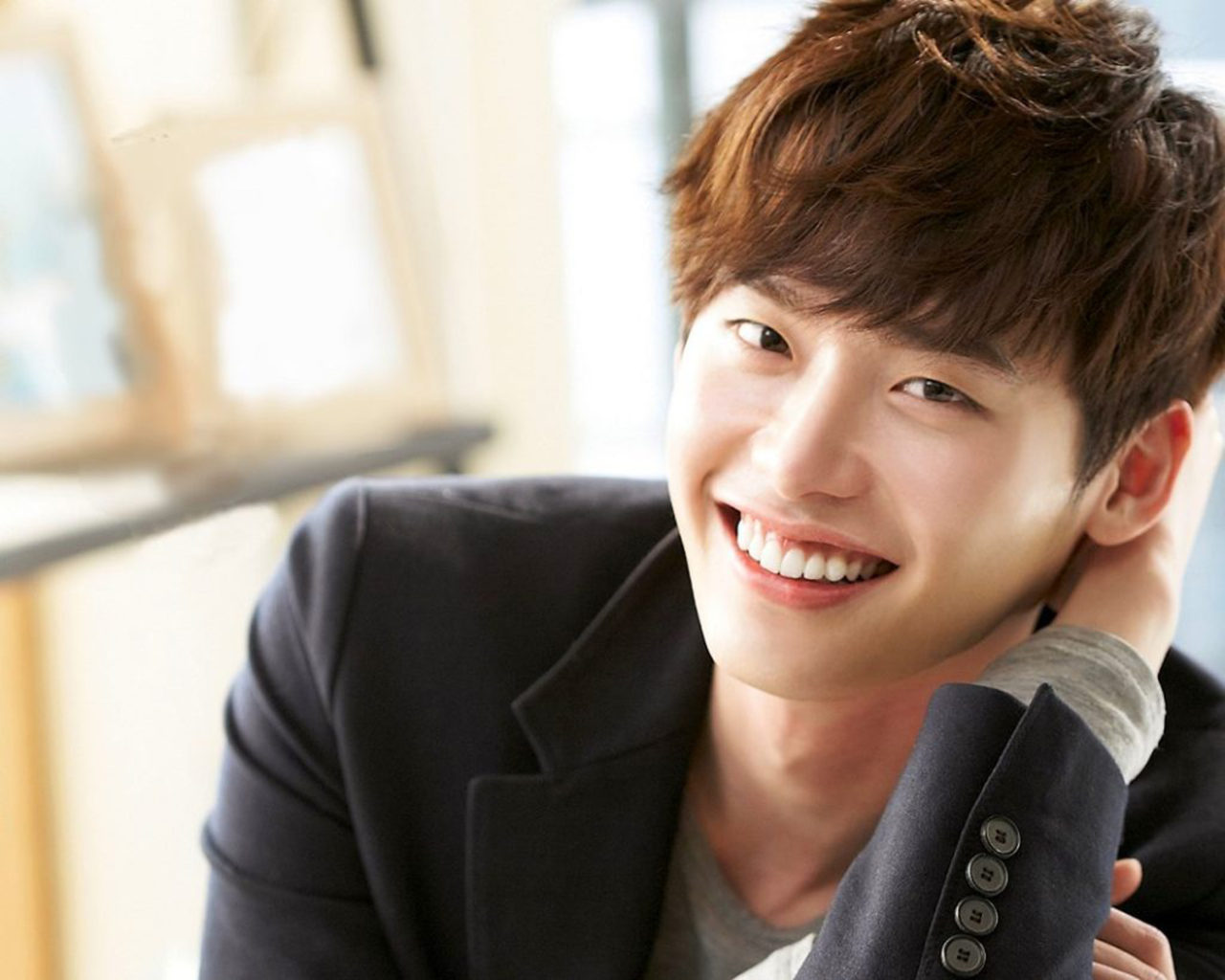 Nam diễn viên Lee Jong Suk. (Hình: celebfamily.org)