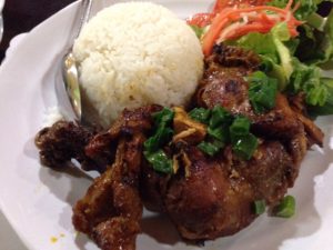 Cơm gà nướng của nhà hàng Bún Nha Trang