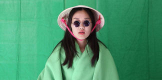 Cô Kayla Nguyễn hát nhạc chế cải lương được hơn 2 triệu người xem trên Youtube