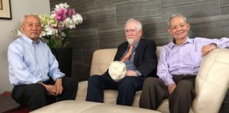 Prof. Eric Henry visit Người Việt