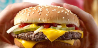 Công ty McDonald's bắt đầu dùng thịt bò tươi để làm hamburger