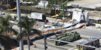 Sập cầu dành cho người đi bộ ở Miami, nhiều người chết