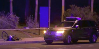 Xe Uber không người lái cán chết người đi bộ ở Arizona