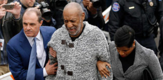 Danh hài Bill Cosby bị kết tội phục thuốc mê cưỡng bức phụ nữ