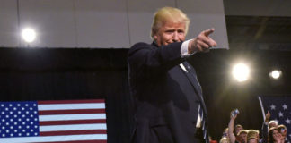 Ông Trump dọa đóng cửa chính phủ Hoa Kỳ vào Tháng Chín