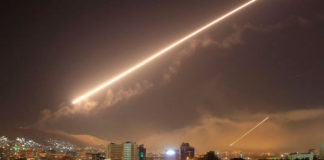 Mỹ-Anh-Pháp tấn công Syria, trừng phạt việc dùng vũ khí hóa học