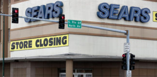 Tin trong ngày: Sears đóng cửa thêm 72 tiệm vì bị lỗ nặng