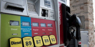 Giá xăng tại Mỹ sẽ lên đến $3.75 một gallon trong lễ Memorial Day