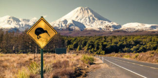 Du lịch: Bãi biển Ninety Mile Beach ở New Zealand