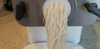 Người Việt Bếp Việt: Cách làm bún đơn giản bằng máy Philips Pasta