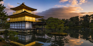 Thế giới trong tầm tay: Chùa Vàng Kinkakuji ở Kyoto