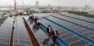 Việt Nam đặt chỉ tiêu tham vọng về điện mặt trời