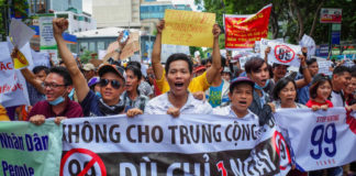 Việt Nam siết an ninh trên cả nước