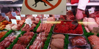 Tin trong ngày: Đa số thực phẩm bán ở chợ Mỹ bị nhiễm khuẩn