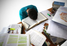 Video: Phụ huynh nên nhìn lại chính mình trong những đòi hỏi nơi con