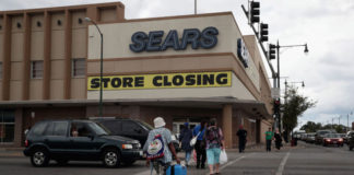 Video Công ty Sears dự trù đóng cửa 150 tiệm để tái tổ chức