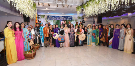 Màn fashion show độc đáo “Con Đường Cái Quan” trong lễ mừng sinh nhật thứ 172 Đức Tổ Sư Dasira Narada