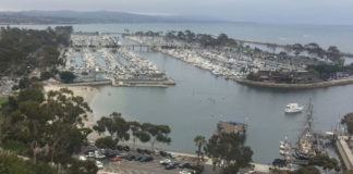Video Biệt thự ở Crystal Cove, Newport Beach sang tay với giá kỉ lục