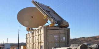 Video Không Quân Mỹ gia tăng thử võ khí laser và microwave chống drone