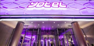 Video Hai người tự tử trong phòng khách sạn, để lại $200 tiền ‘típ’