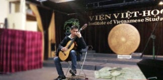 Video phóng sự cộng đồng Nghe guitar cổ điển giá rẻ ở Little Saigon