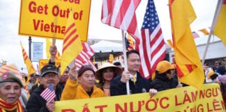 Video Hải ngoại Little Saigon xuống đường yểm trợ đồng bào trong nước