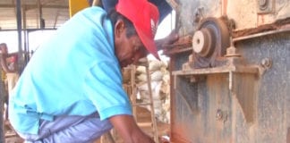 Video Venezuela: Chính quyền Maduro kiếm vàng bằng cách nào?