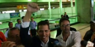 Video Ông Guaido về Venezuela bất chấp nguy cơ bị bắt