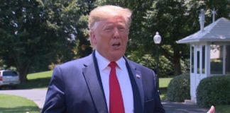 TT Trump nêu đích danh ‘Việt Nam lợi dụng thương mại tệ hơn Trung Quốc’