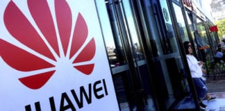 Video tin trong ngày Doanh thu điện thoại của Huawei giảm 40%