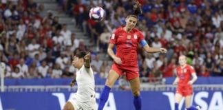 Video Mỹ thắng Anh 2-1 tại World Cup, vào chung kết lần thứ ba liên tiếp