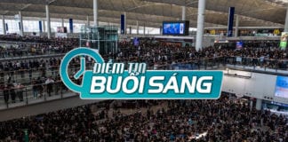 Hàng ngàn người kéo đến biểu tình, phi trường Hồng Kông đóng cửa